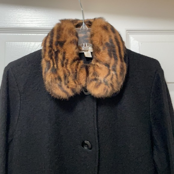 Jacket - Picture 2 of 4